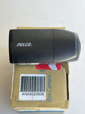 IXE22 PELCO Megapixel Sarix Enhanced Network Box Camera