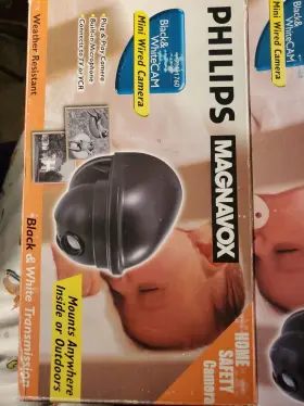 61760 PHILIPS Magnavox Mini Wired Camera