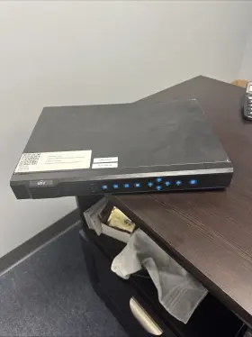 Uniview Nvr202-08ep Unv 8 Channel Nvr Tested And Working