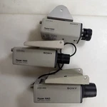 Lot Of 3 Sony Spt-m104a Ccd B&w Cameras With Cosmicar And Computar Lenses. Fixed Price $79.99.